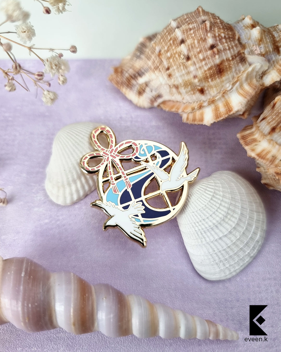 Ayaka Genshin Emblem Pin