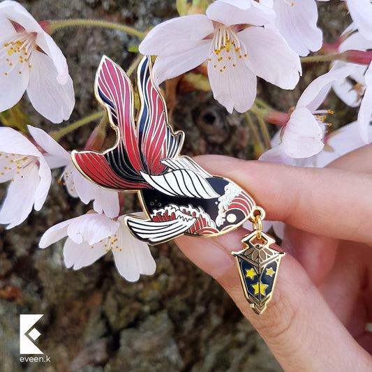 Koi Gold Fish Star Carrier Enamel Pin