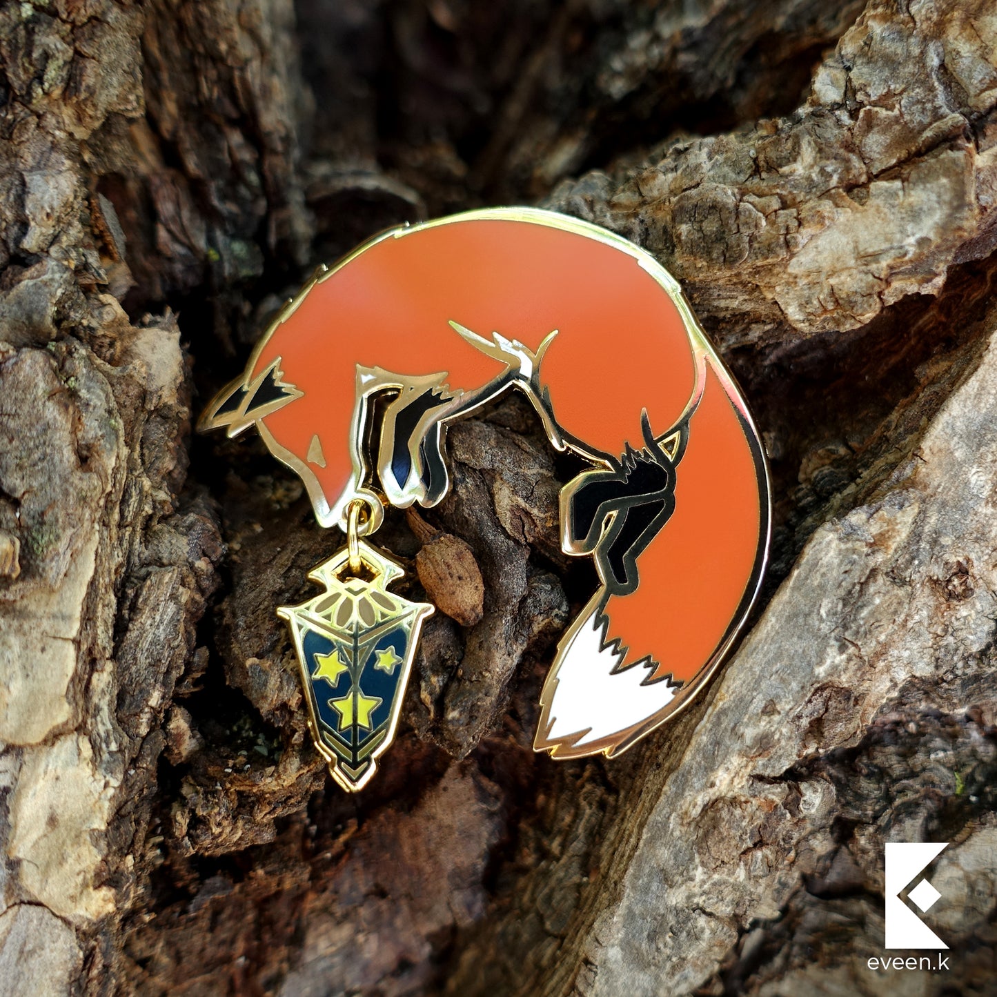 Gold and Silver Fox Star Carrier Enamel Pin