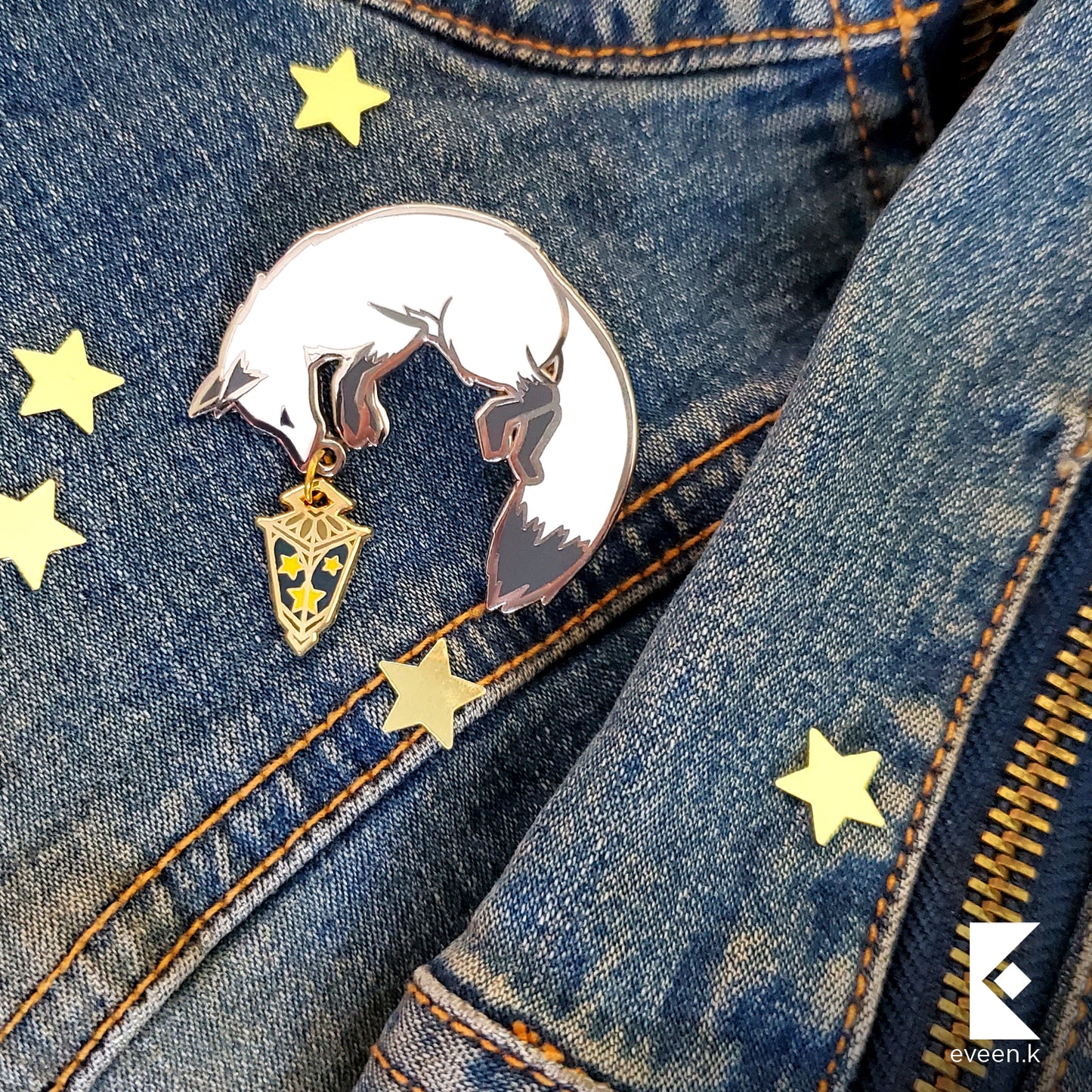 Gold and Silver Fox Star Carrier Enamel Pin