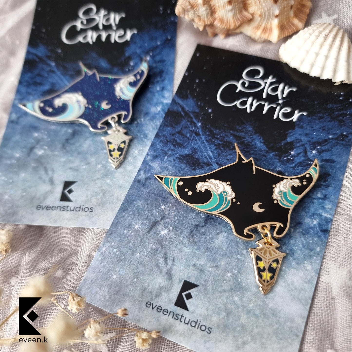 Manta Ray Star Carrier Enamel Pin