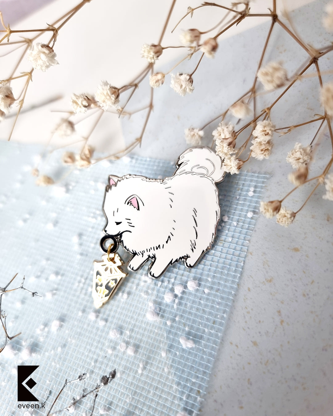 Pomeranian Star Carrier Enamel Pin
