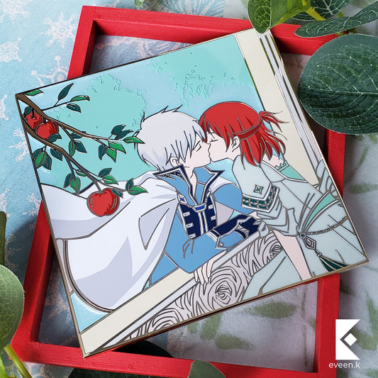 Shirayuki Snapshot Pin (Limited Edition)