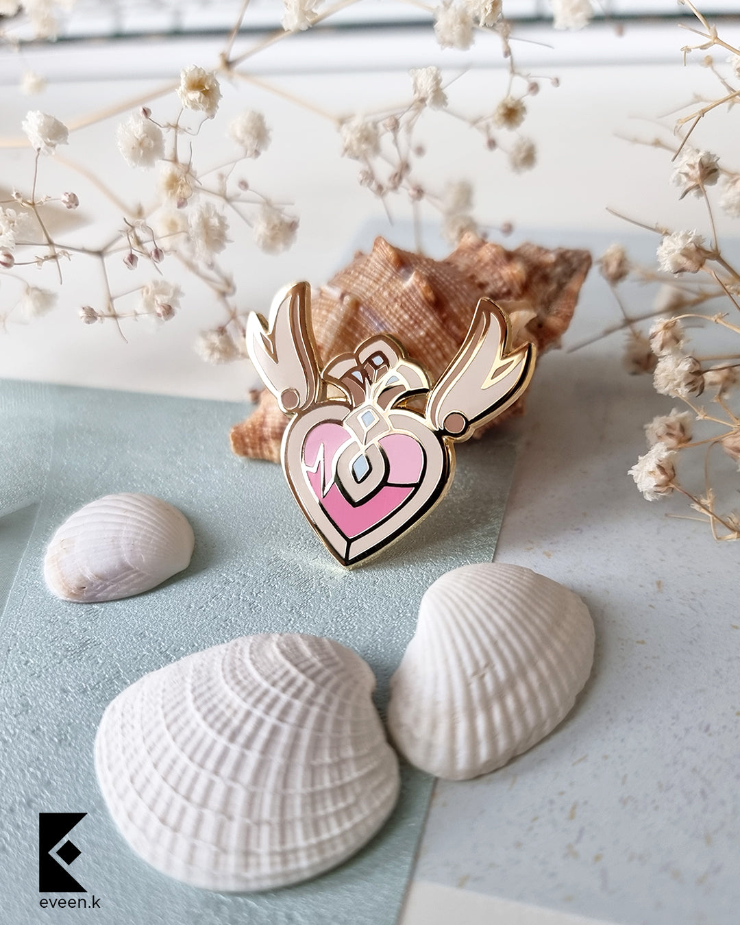 Sigewinne Genshin Emblem Pin