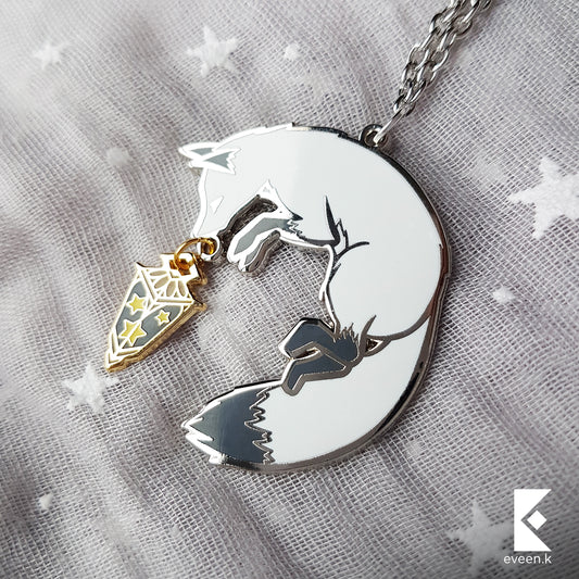 Silver Fox Star Carrier Necklace