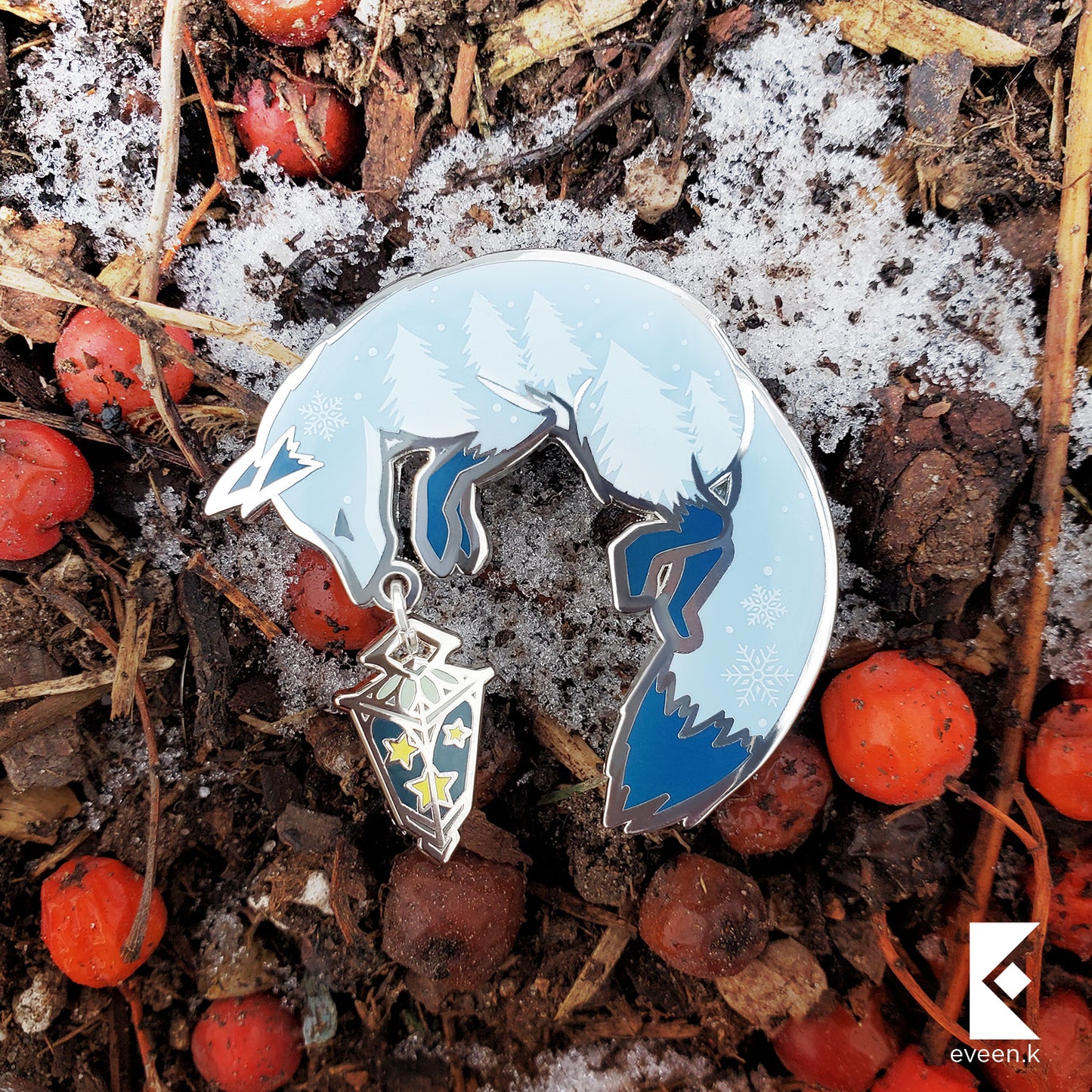 Winter Fox Star Carrier Enamel Pin
